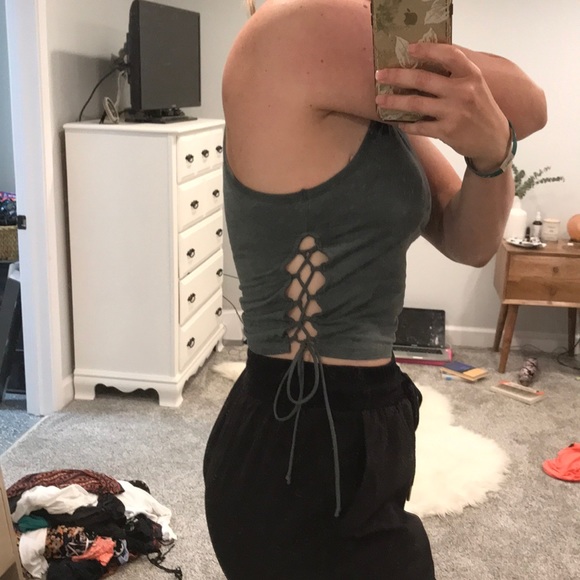 *NWT* Very soft suede dark grey tank - Picture 4 of 5